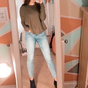 ✨brandy melville sweater✨